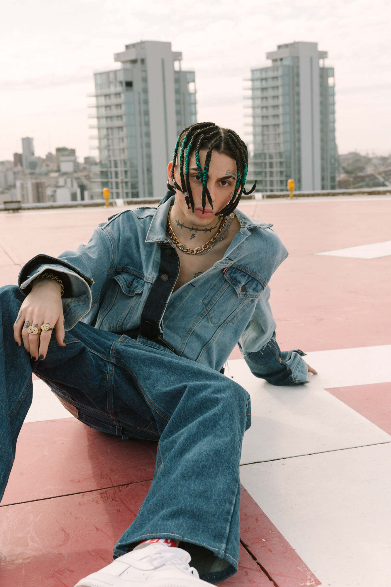 Levis
