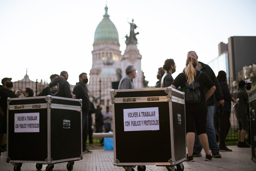 protesta plomos y tecnicos entretenimientos espectaculos congreso protocolo (12)